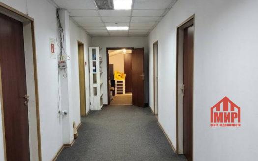 Офисное здание в Ворошиловском районе города Донецка.