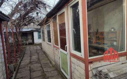 Дом в Куйбышевском районе города Донецка.